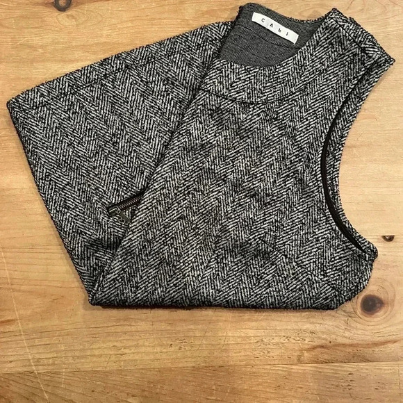 CAbi Black & White Sleeveless Herringbone Tweed Zippered Vest Preppy Academia L - Picture 3 of 11